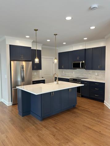 22 Village Circle Guilford CT 06437
