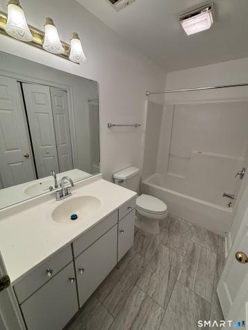 2 Madison Lane Avon CT 06001