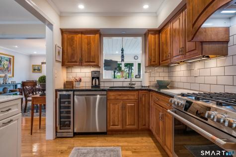 23 Aylesbury Circle Madison CT 06443