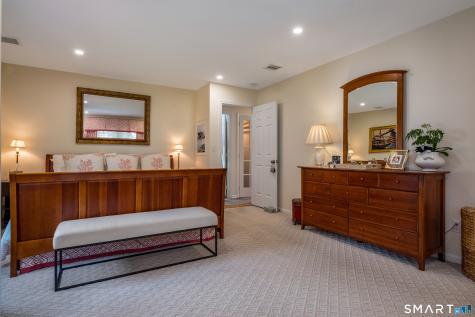 23 Aylesbury Circle Madison CT 06443