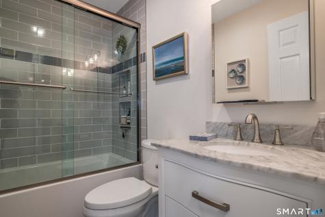23 Aylesbury Circle Madison CT 06443