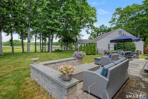 23 Aylesbury Circle Madison CT 06443
