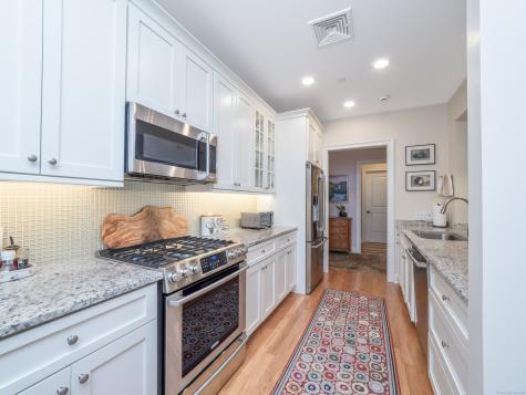 77 Sunset Lane Ridgefield CT 06877