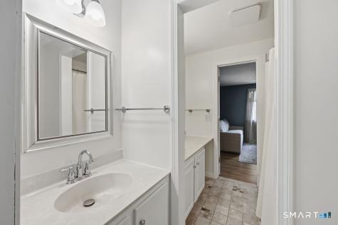 44 Conestoga Way Glastonbury CT 06033