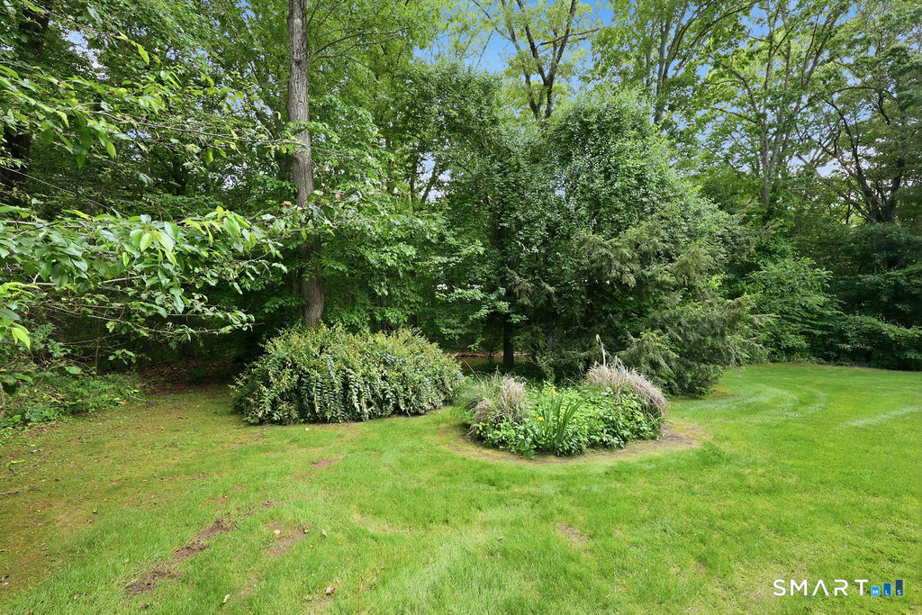 44 Conestoga Way Glastonbury CT 06033