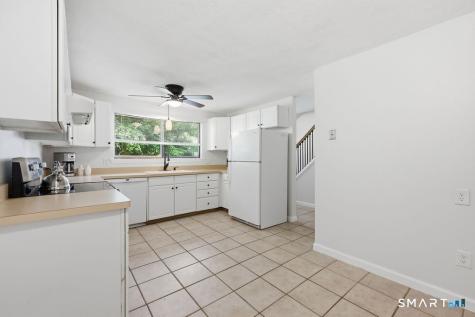 44 Conestoga Way Glastonbury CT 06033