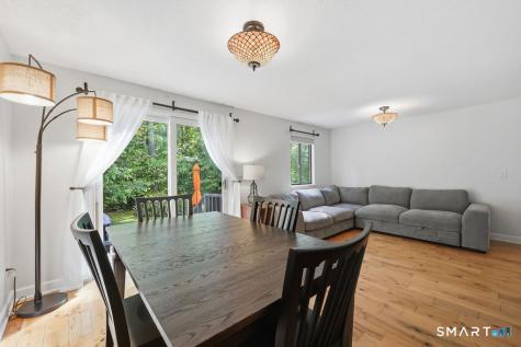 44 Conestoga Way Glastonbury CT 06033