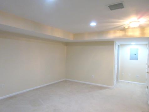 1206 Eaton Court Danbury CT 06811