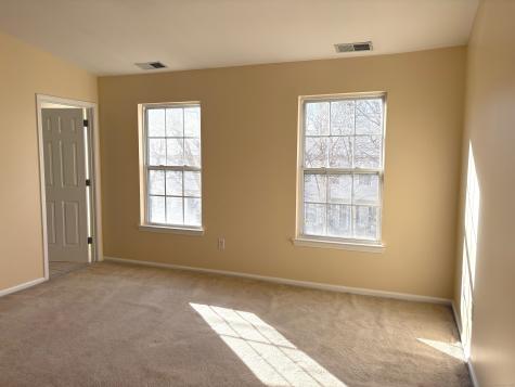 1206 Eaton Court Danbury CT 06811