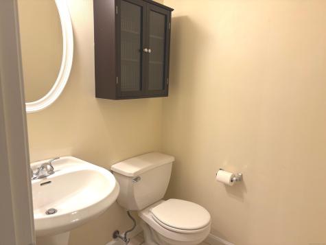 1206 Eaton Court Danbury CT 06811