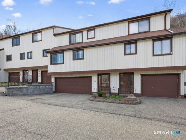 175 Beacon Hill Common Beacon Falls CT 06403