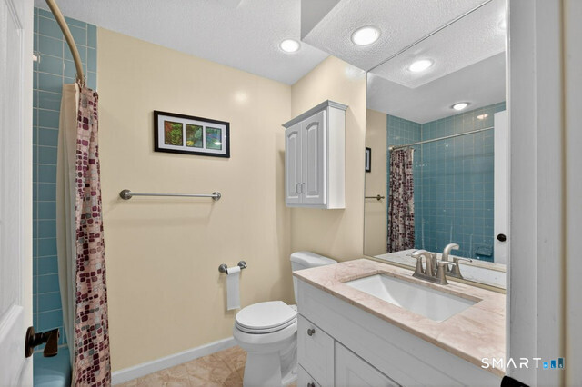175 Beacon Hill Common Beacon Falls CT 06403
