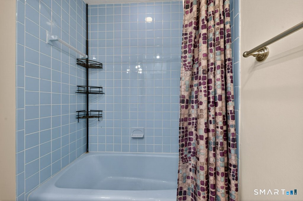 175 Beacon Hill Common Beacon Falls CT 06403