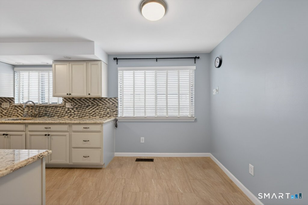 175 Beacon Hill Common Beacon Falls CT 06403