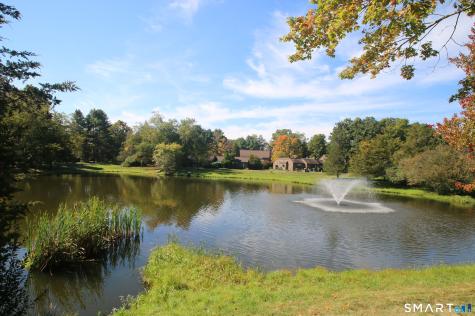 315 Heritage Village Southbury CT 06488