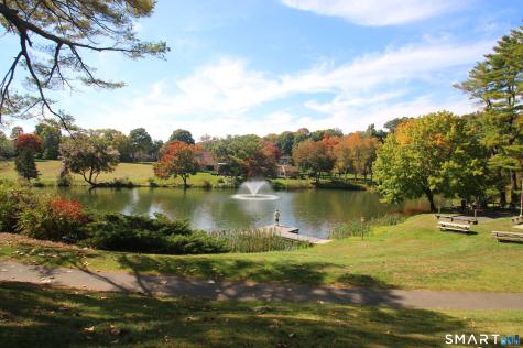 315 Heritage Village Southbury CT 06488