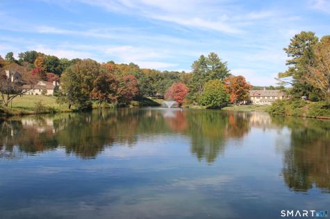 315 Heritage Village Southbury CT 06488