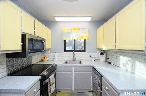 315 Heritage Village Southbury CT 06488