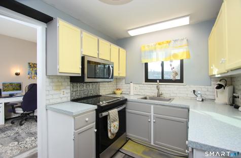 315 Heritage Village Southbury CT 06488