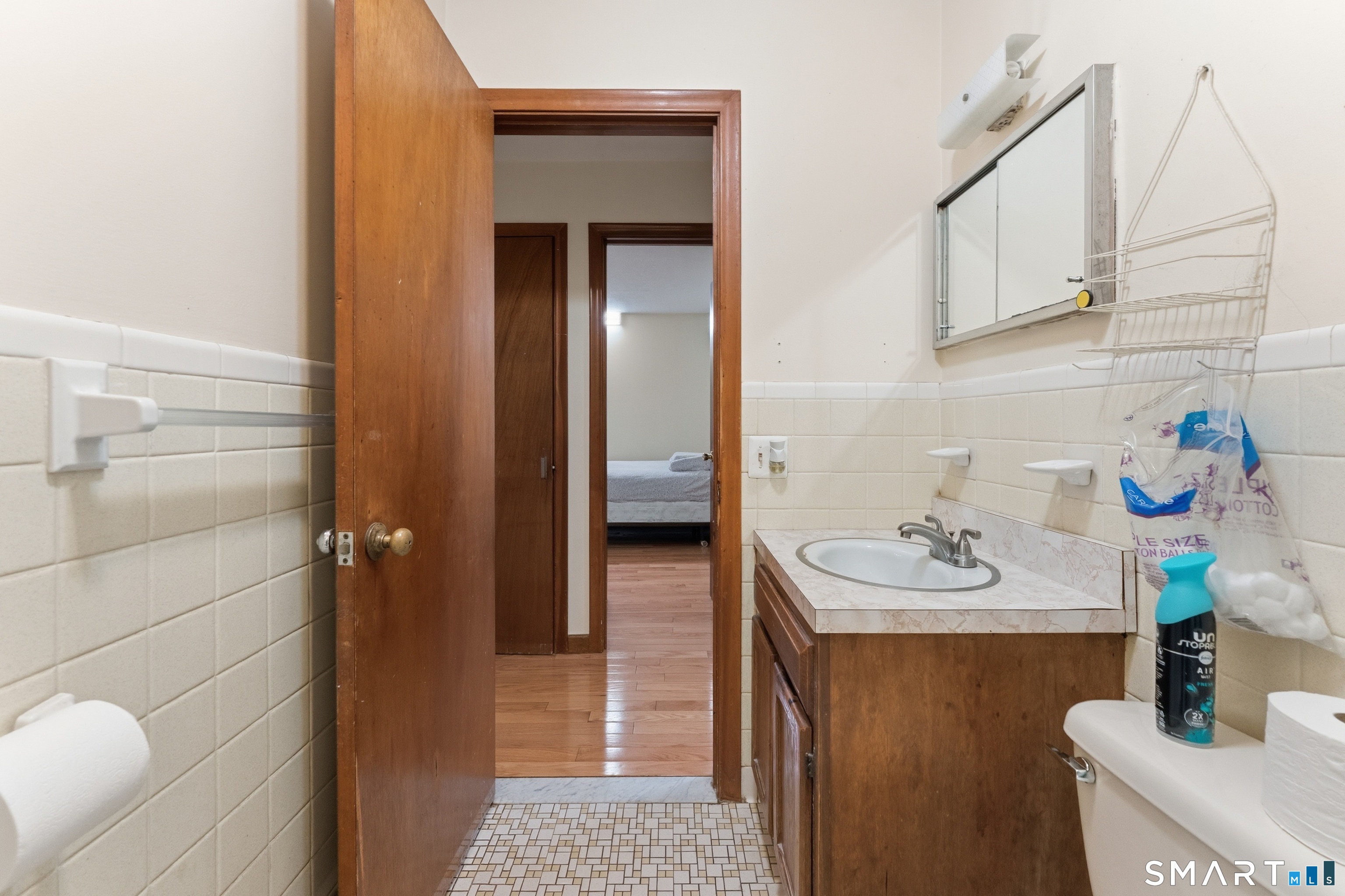 27 Thompson Road Manchester CT 06040
