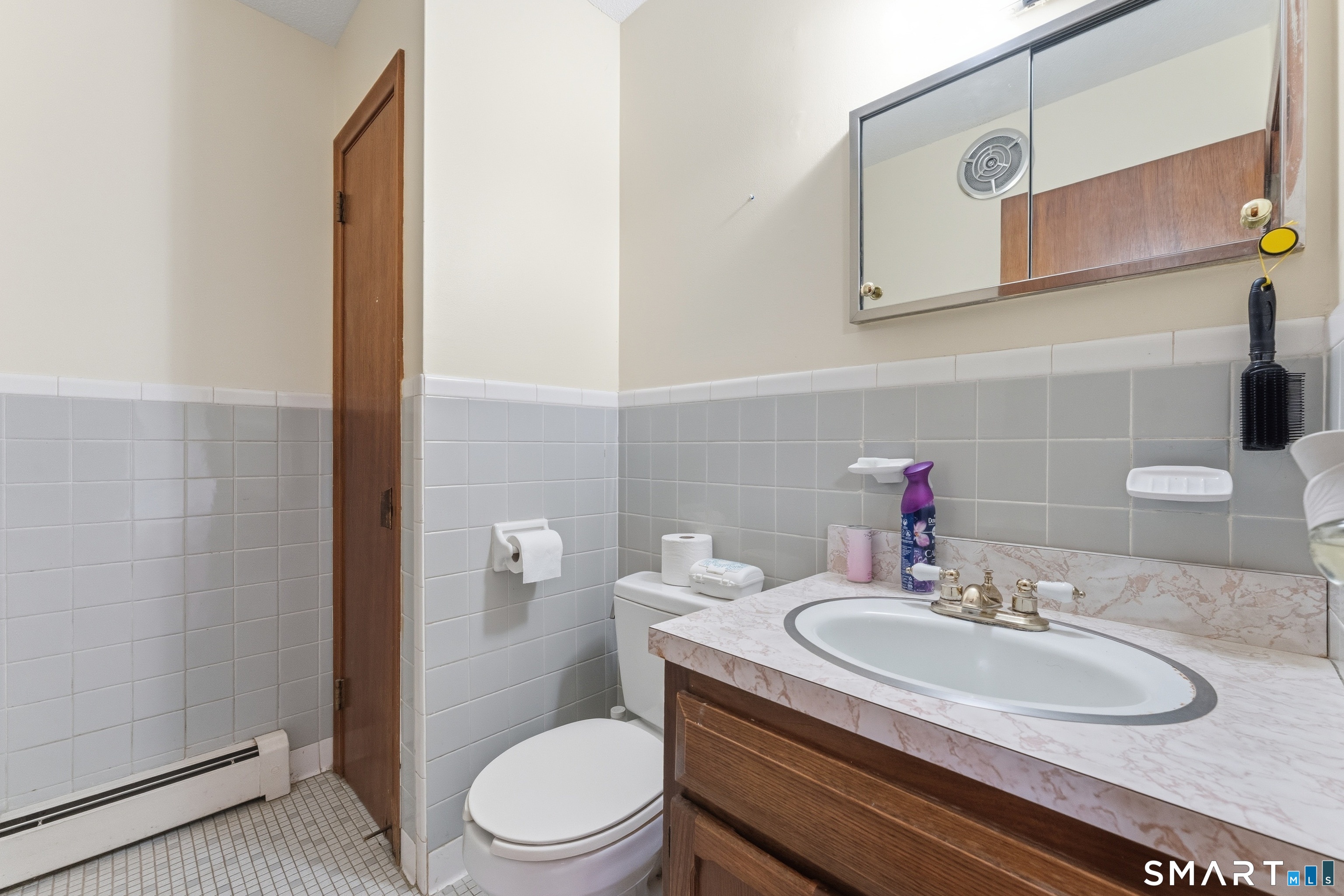 27 Thompson Road Manchester CT 06040