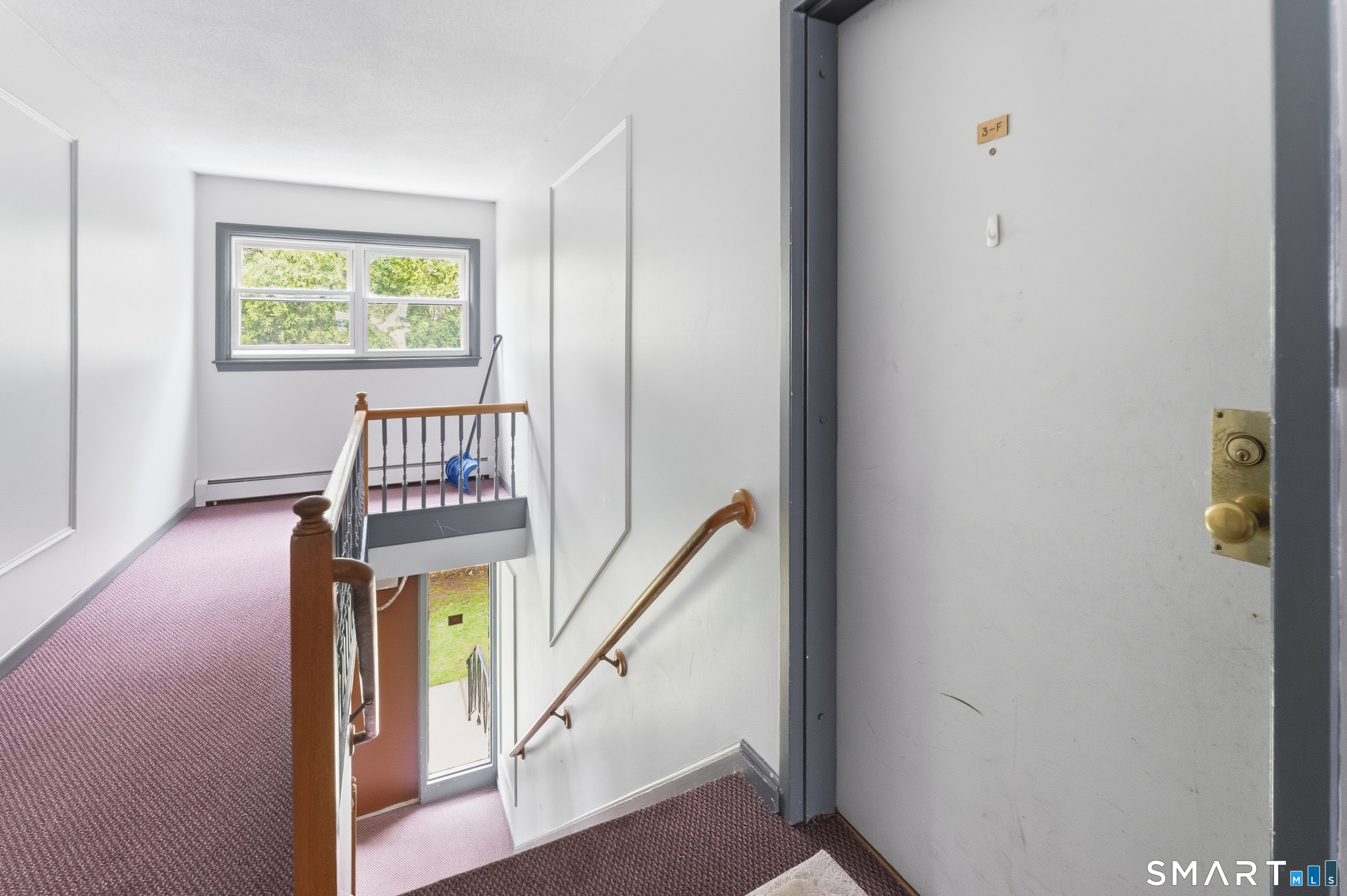 27 Thompson Road Manchester CT 06040