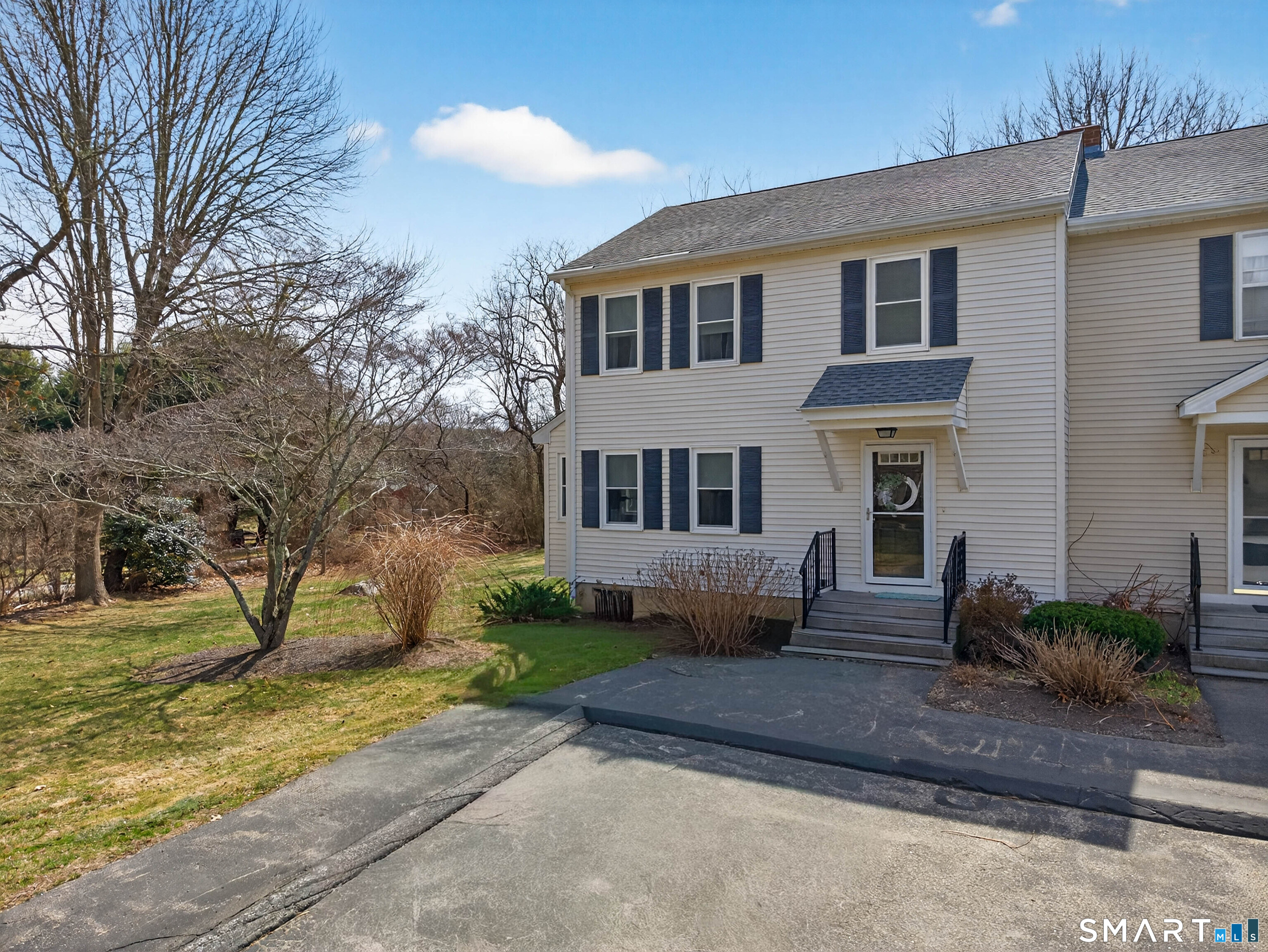 10 Castle Meadow Drive Stonington CT 06379