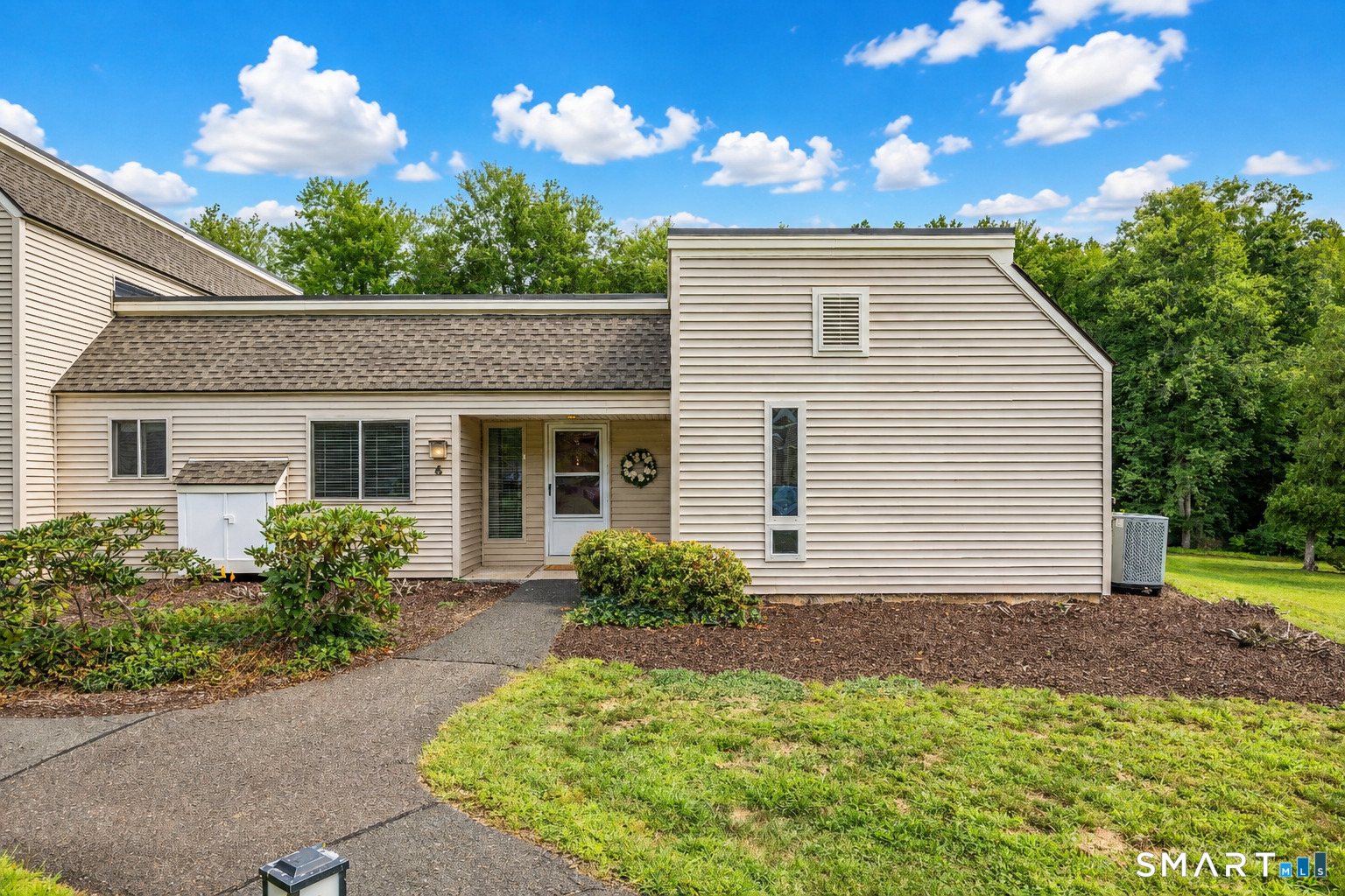 4 Carriage Drive Simsbury CT 06070