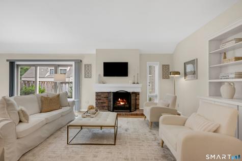 4 Carriage Drive Simsbury CT 06070