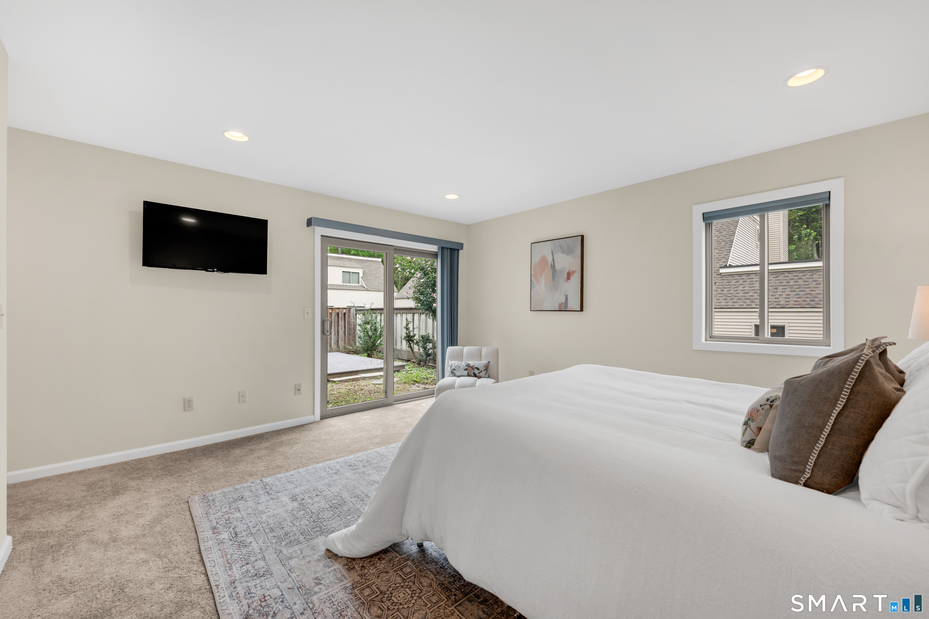 4 Carriage Drive Simsbury CT 06070