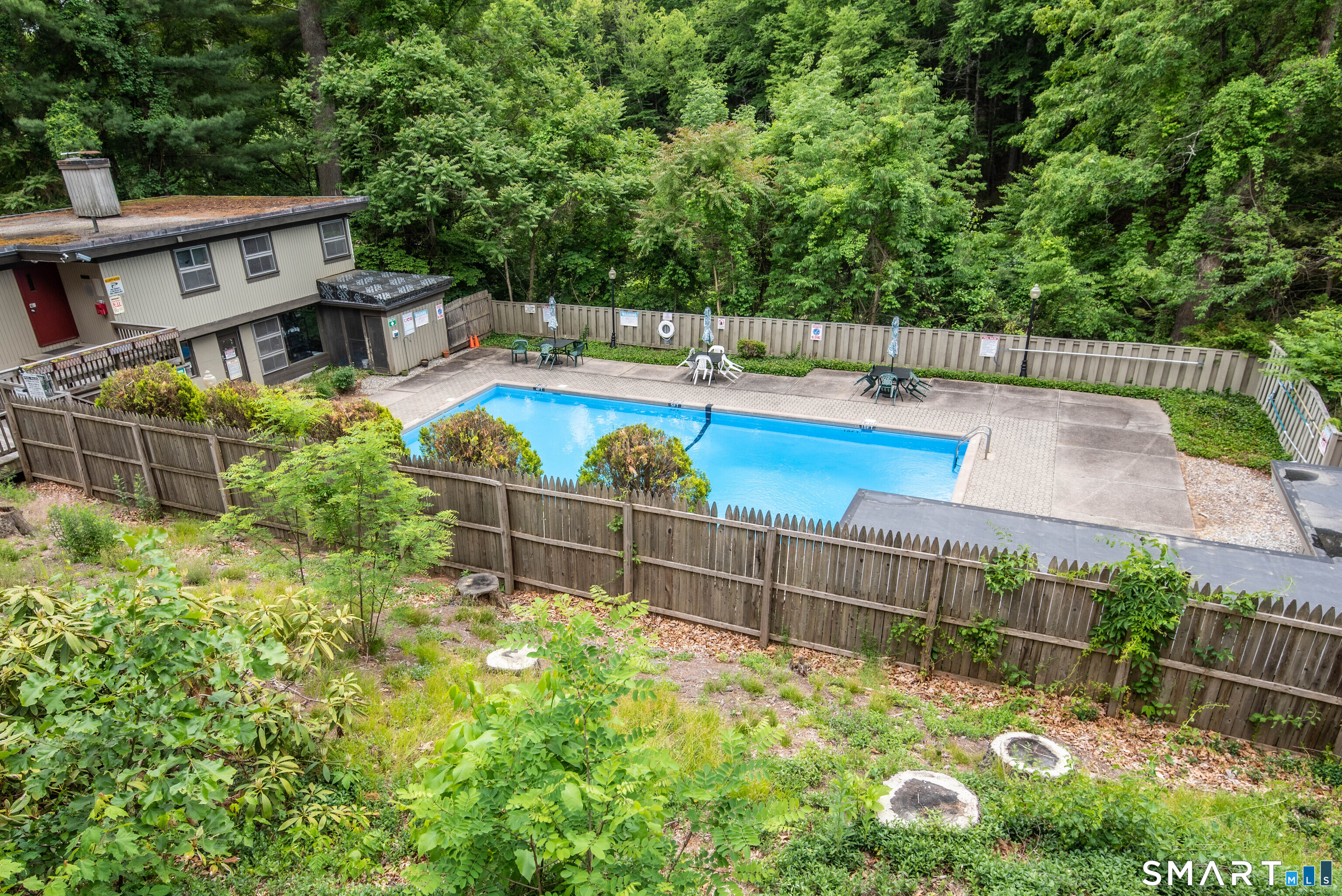 4 Carriage Drive Simsbury CT 06070