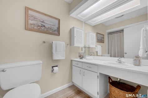 4 Carriage Drive Simsbury CT 06070