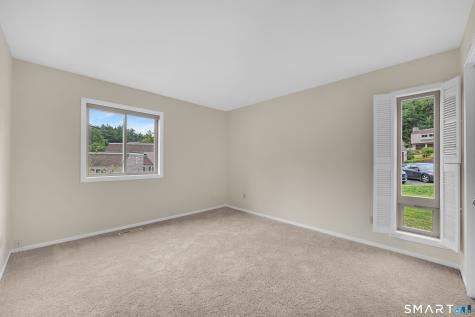 4 Carriage Drive Simsbury CT 06070