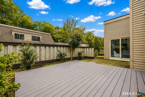 4 Carriage Drive Simsbury CT 06070