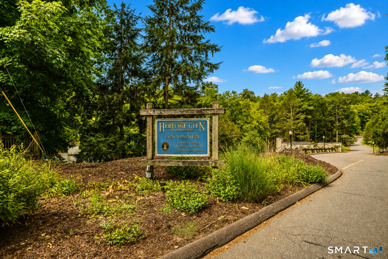 4 Carriage Drive Simsbury CT 06070