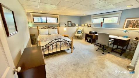 252 Agawam Drive Stratford CT 06614
