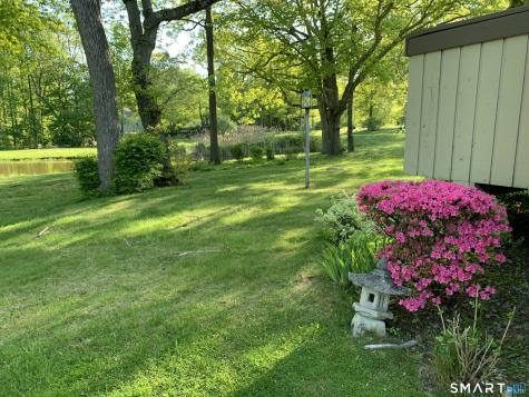 252 Agawam Drive Stratford CT 06614