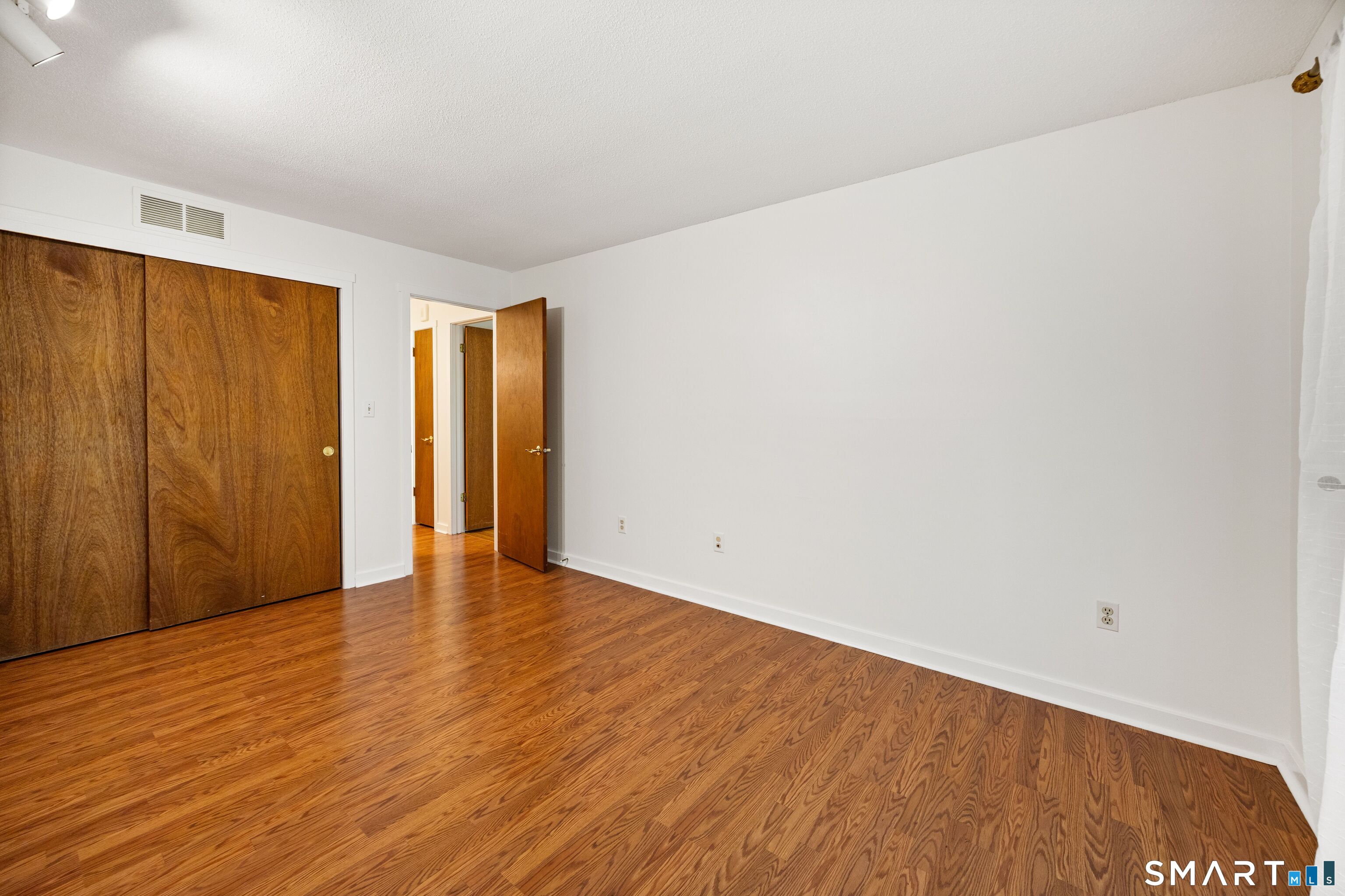 1 Hickory Hill Southington CT 06489