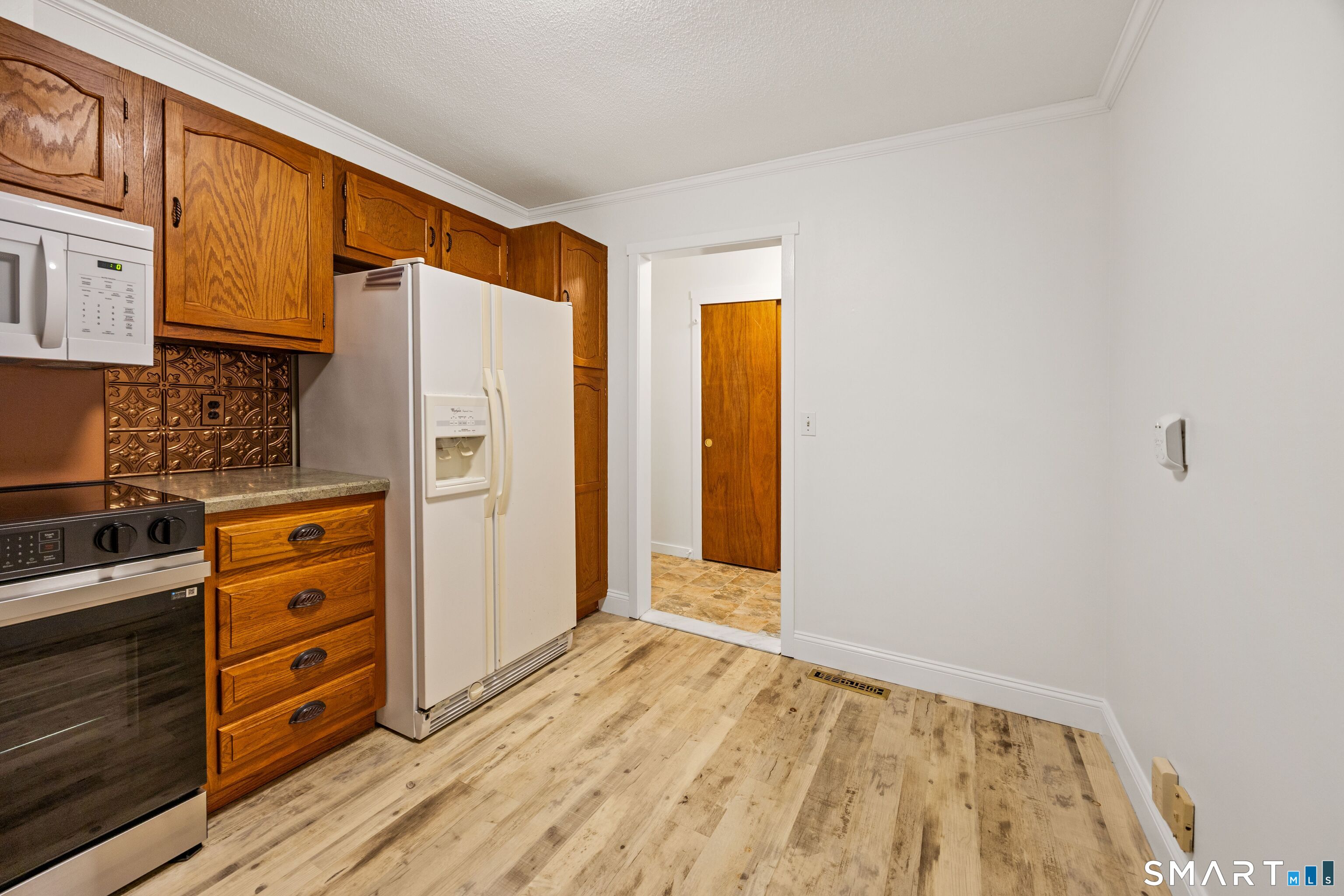 1 Hickory Hill Southington CT 06489