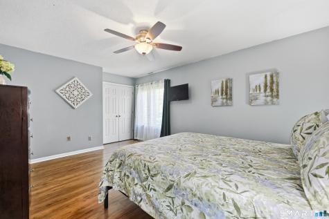 75 Rosemary Lane Newington CT 06111