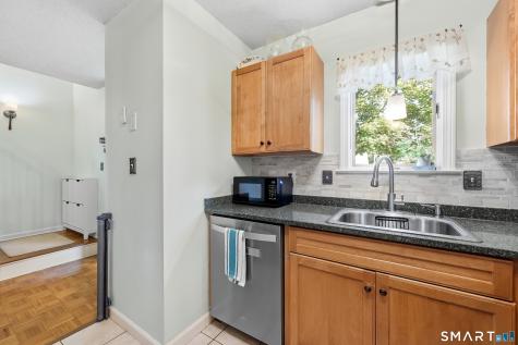 75 Rosemary Lane Newington CT 06111
