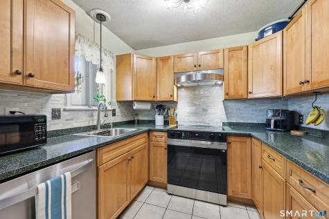 75 Rosemary Lane Newington CT 06111