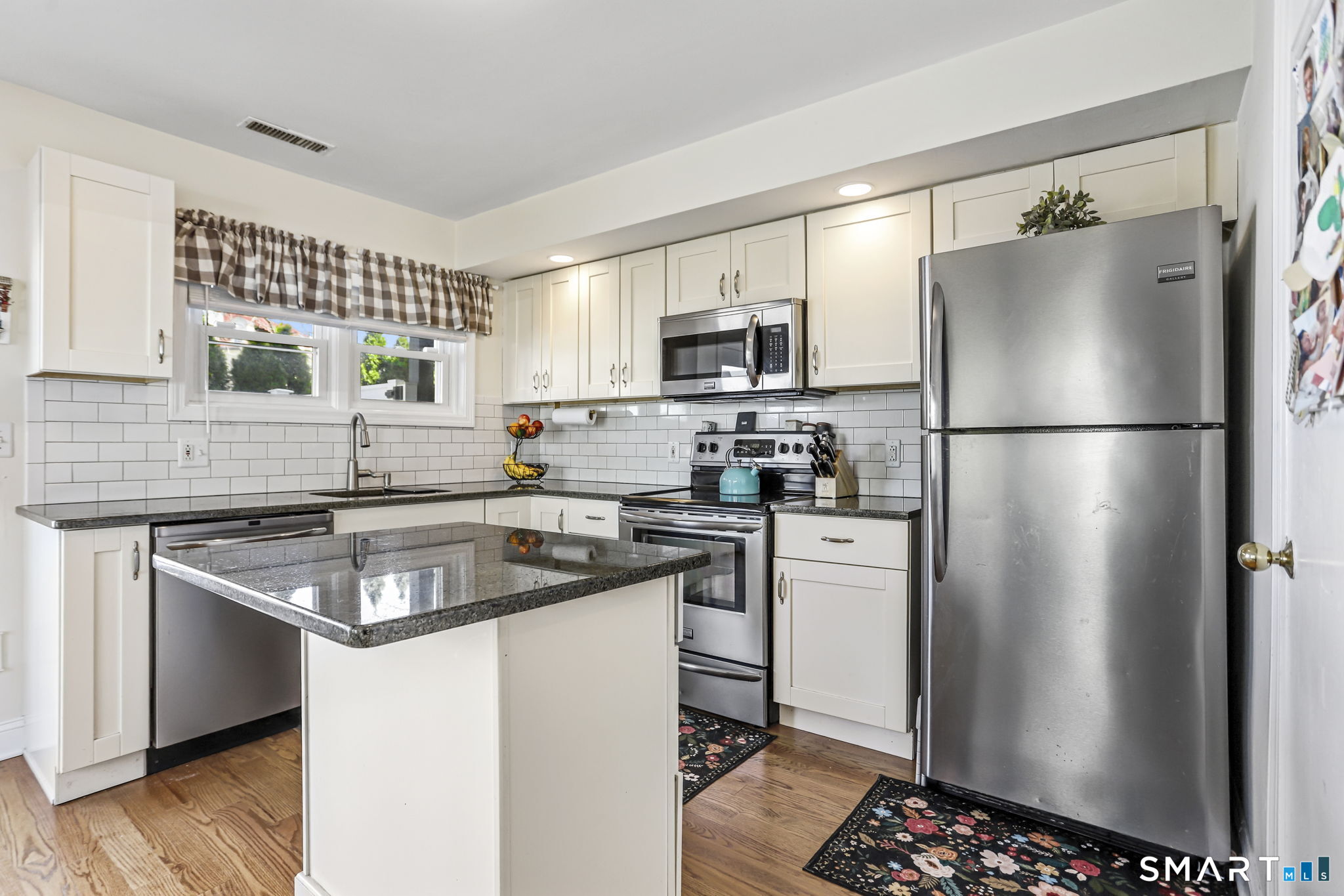 4 Seabreeze Avenue Milford CT 06460