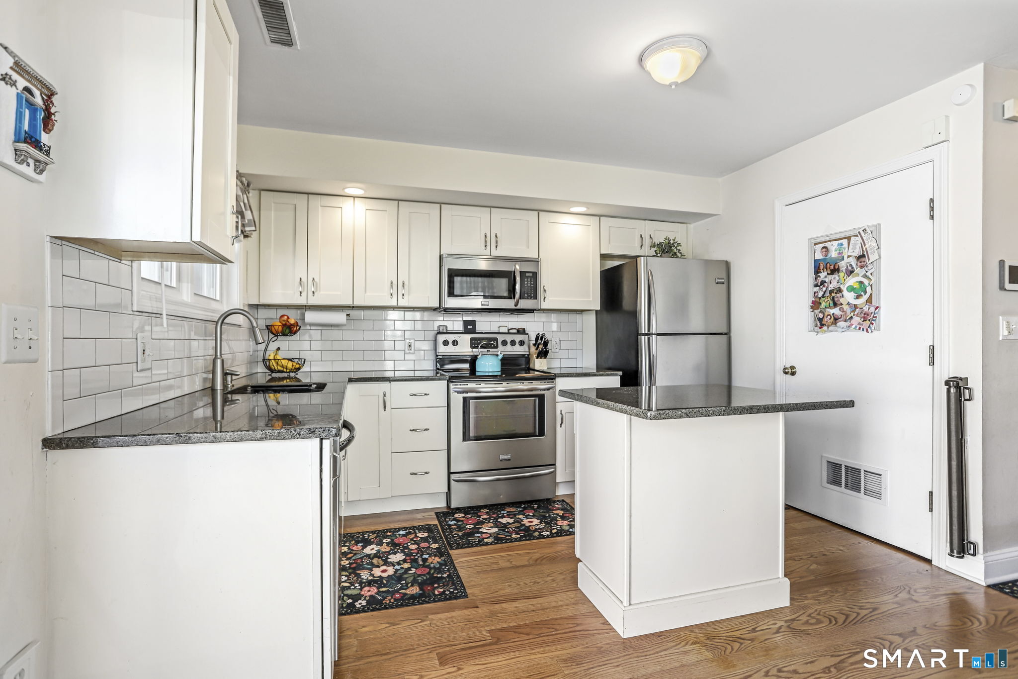 4 Seabreeze Avenue Milford CT 06460