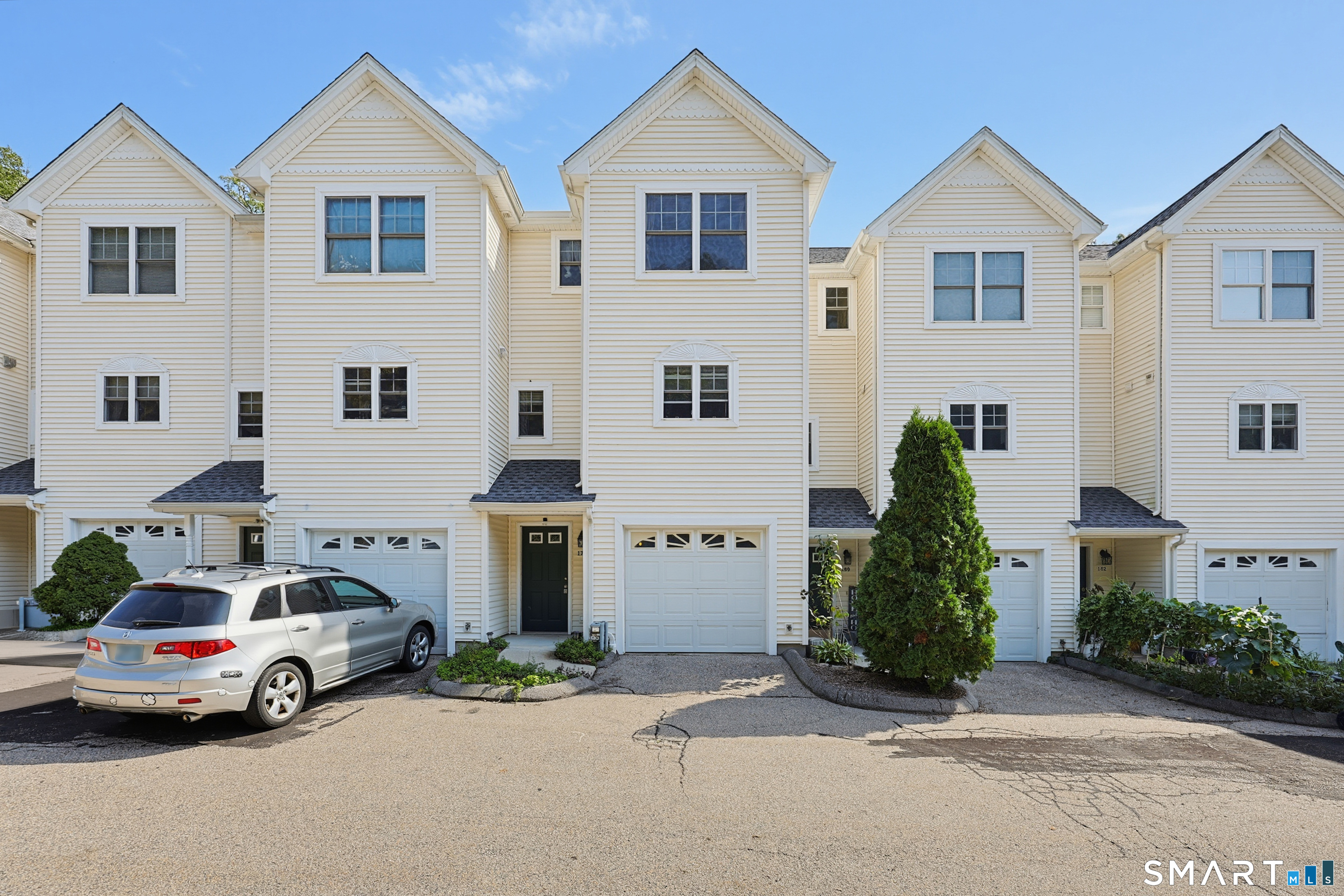 178 Summit Street Norwich CT 06360