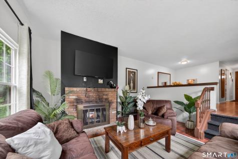 98 Rising Trail Drive Middletown CT 06457