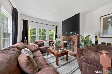 98 Rising Trail Drive Middletown CT 06457