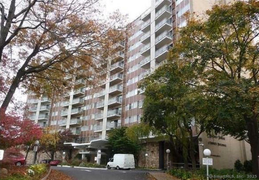 30 Woodland Street Hartford CT 06105