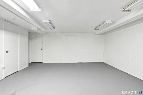 254 Centerbrook Road Hamden CT 06518