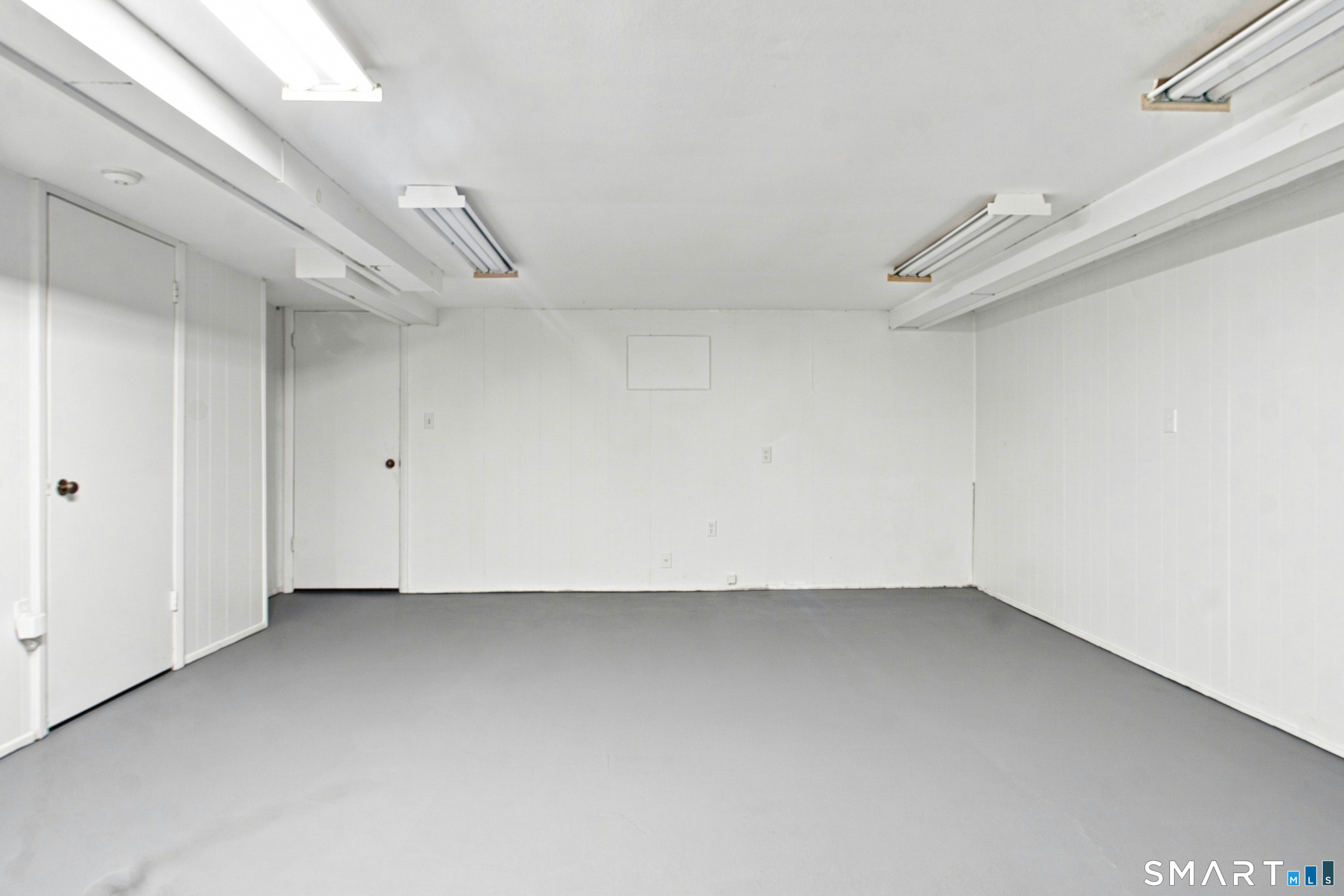 254 Centerbrook Road Hamden CT 06518